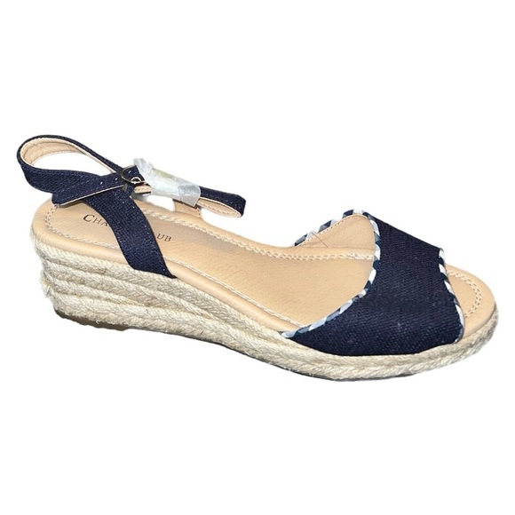 NWOT - Charter Club - Womens Luchia Canvas Buckle Wedge Sandals - Size 8 - Picture 2 of 7